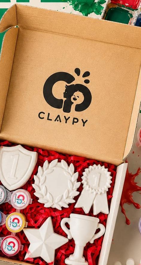 Claypy trophy and ribbon figurines kit